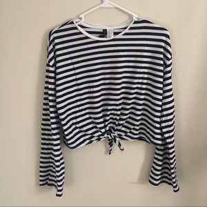 White+Blue Striped H&M Long Sleeve Cropped Blouse